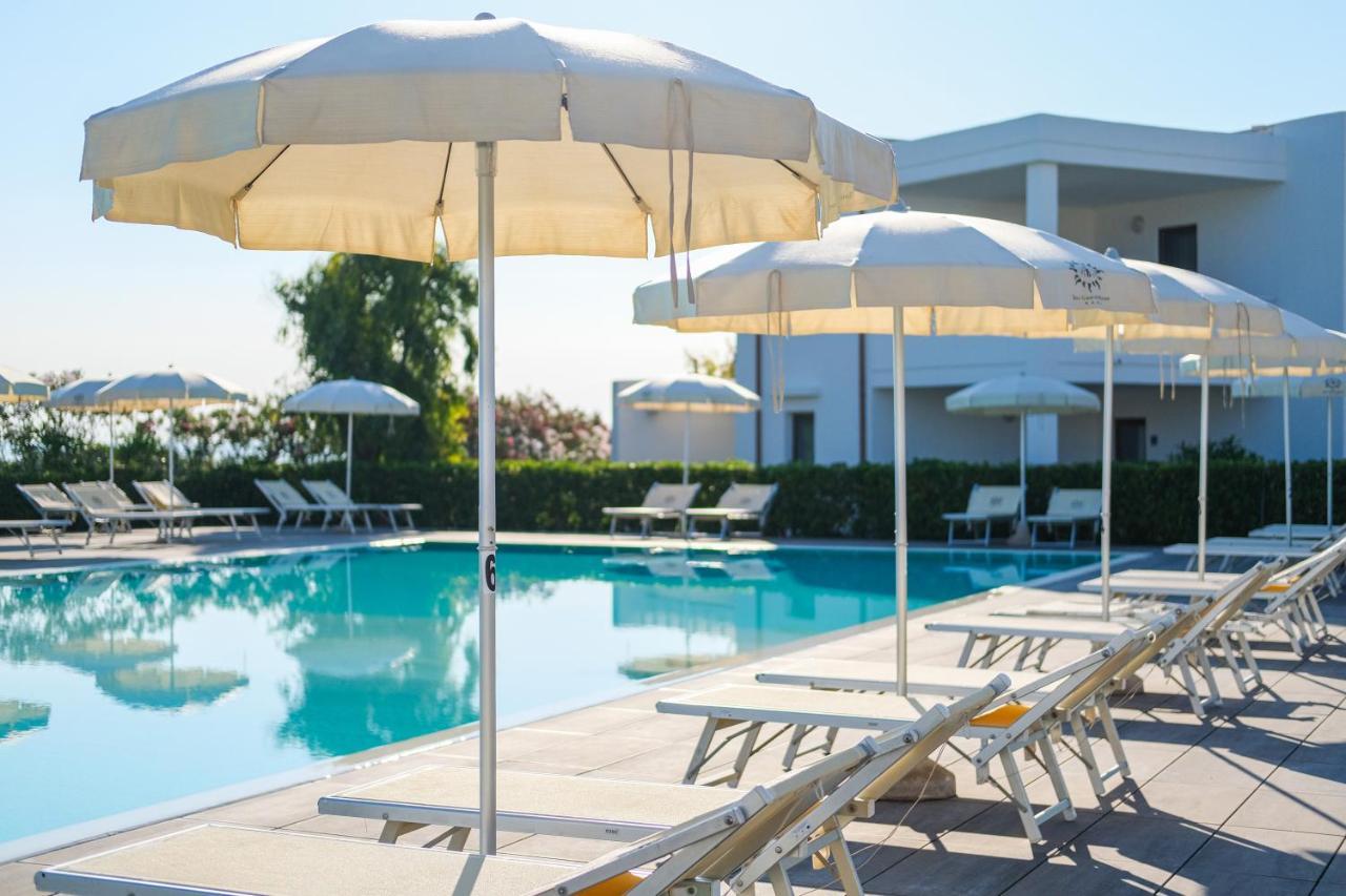 ספקיולה Torre Guaceto Greenblu Resort מראה חיצוני תמונה