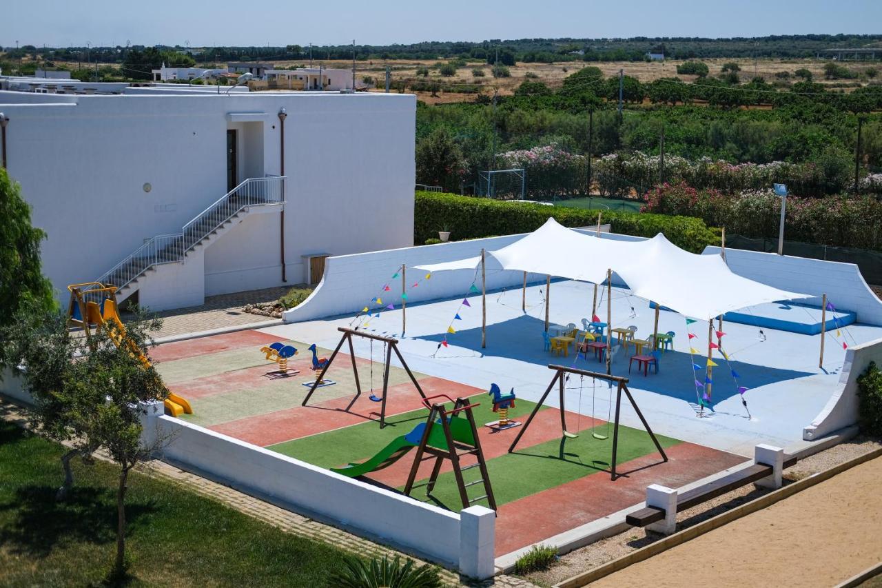 ספקיולה Torre Guaceto Greenblu Resort מראה חיצוני תמונה
